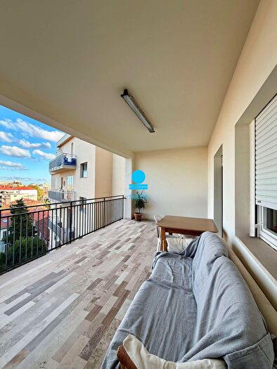 Appartamento con 6 locali in vendita in Pesaro