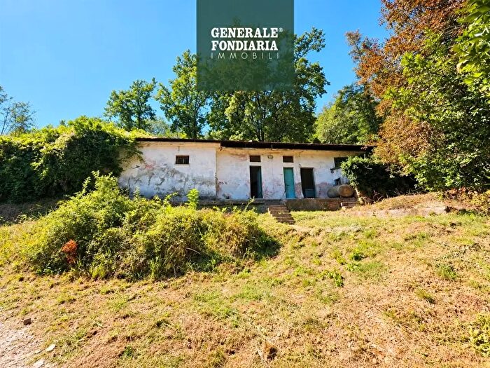 Casa trilocale in vendita in Podenzana