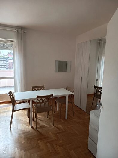 Appartamento trilocale in affitto in Milano