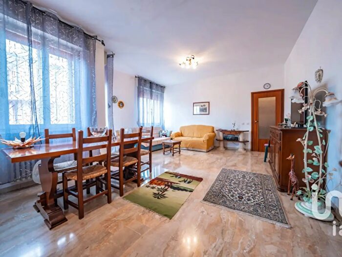 Appartamento trilocale in vendita in Via Polonia, Ferrara