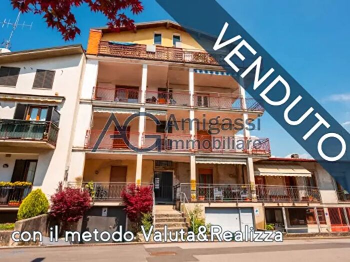 Appartamento trilocale in vendita in Via delle Roveri, Ponteranica