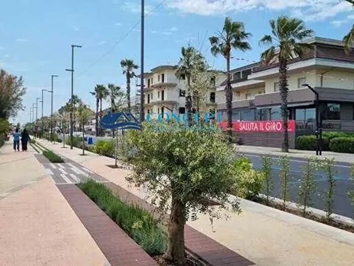 Appartamento trilocale in vendita in Via Aldo Moro Snc, Martinsicuro