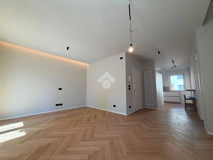 Appartamento quadrilocale in vendita in Viale del Ledra, Udine