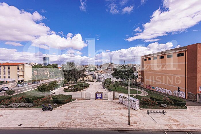 Appartamento in vendita in Via Ottone Bacaredda Sn, Cagliari