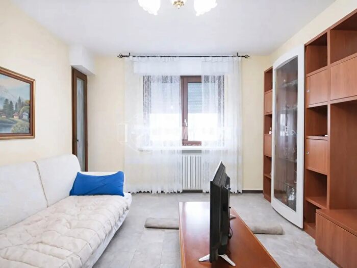 Appartamento trilocale in vendita in Novara