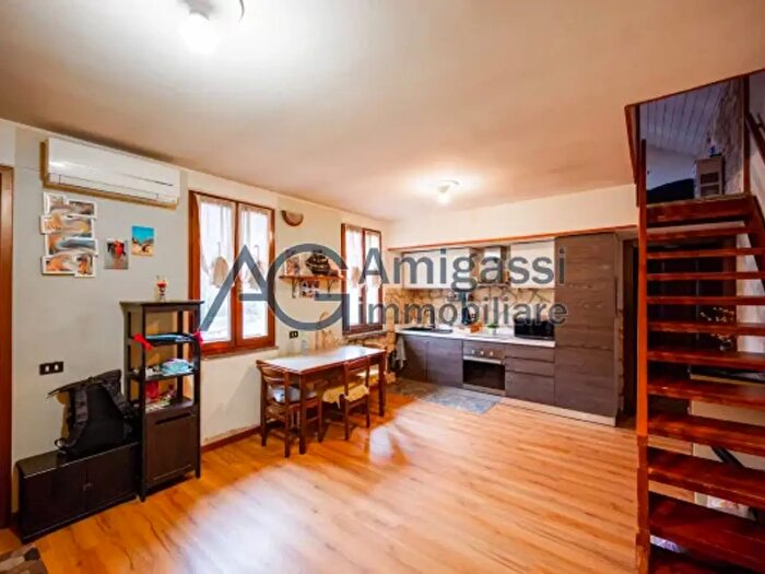 Appartamento bilocale in vendita in Viale Stazione, Albino