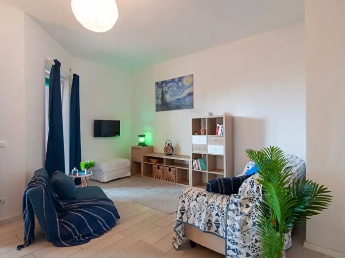 Appartamento quadrilocale in affitto in Via Apuania, Follonica