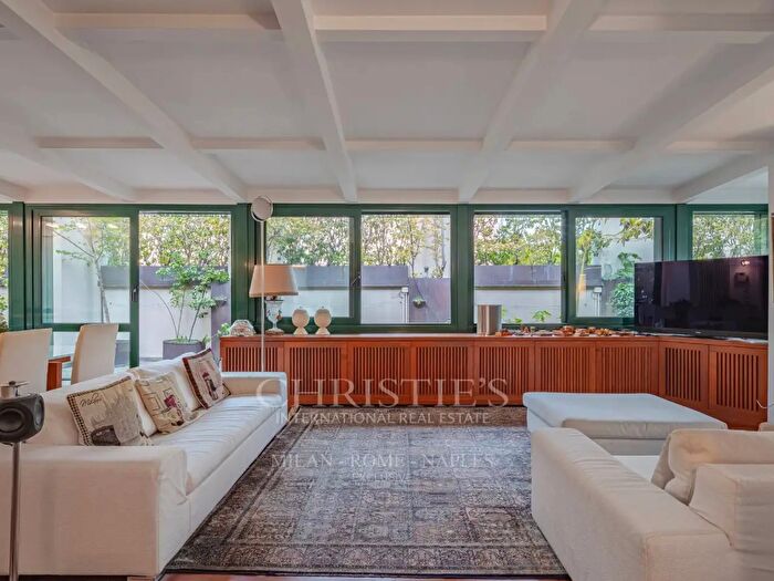 Appartamento con 6 locali in vendita in Viale Bligny, Milano