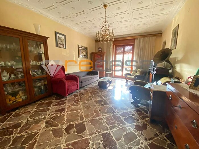 Case in Vendita e in Affitto - 3