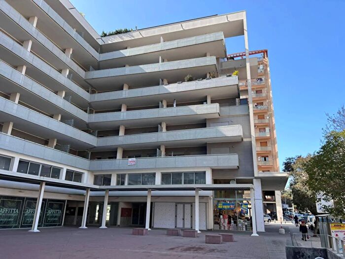 Appartamento quadrilocale in vendita in Viale della Regione Caltanissetta, Caltanissetta