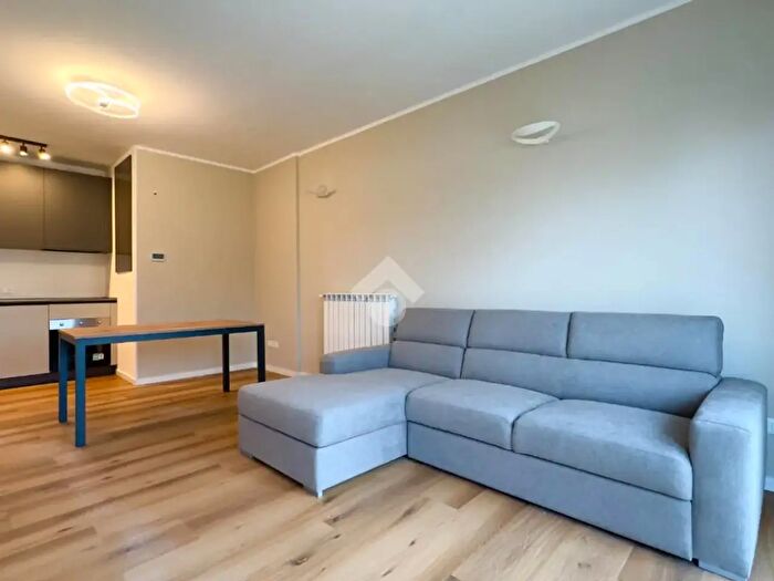 Appartamento trilocale in vendita in Via Ugo La Malfa, Novi Ligure