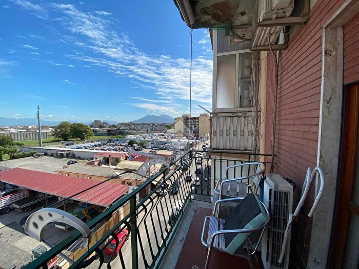 Appartamento bilocale in vendita in Strada Comunale del Cassano, Napoli