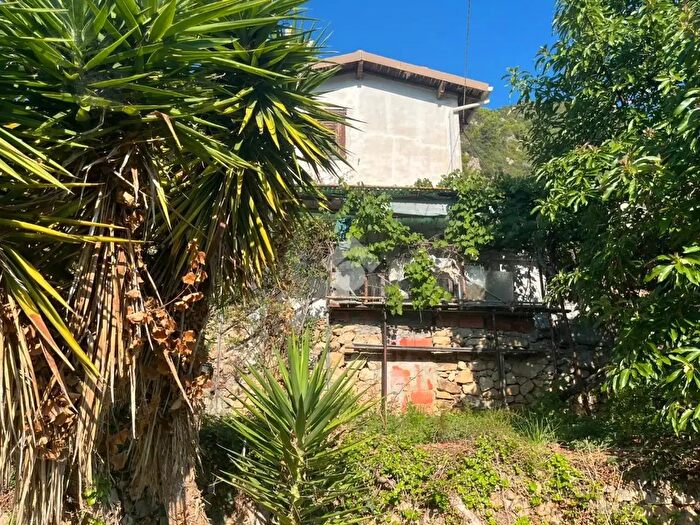 Casa con 7 locali in vendita in Via della Madonnetta, Ventimiglia