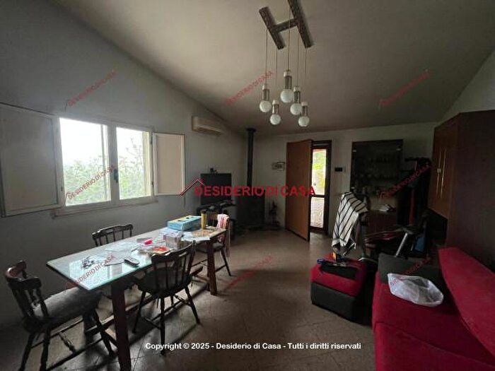 Casa con 6 locali in vendita in Contrada Granato, Cefalu