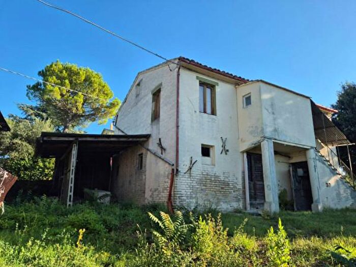 Casa trilocale in vendita in Contrada Lagua, Montegiorgio