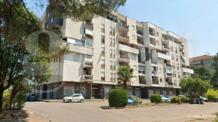 Appartamento con 6 locali in vendita in Via Verdi, Rende
