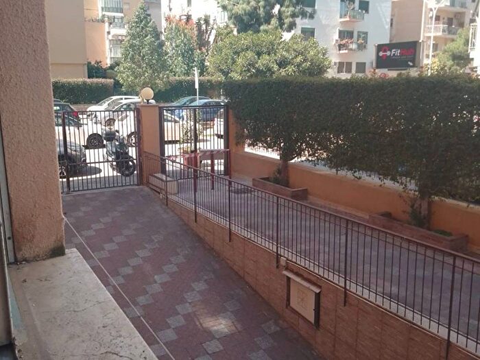 Appartamento trilocale in affitto in Via Abruzzi, De Gasperi Croce Rossa, Palermo
