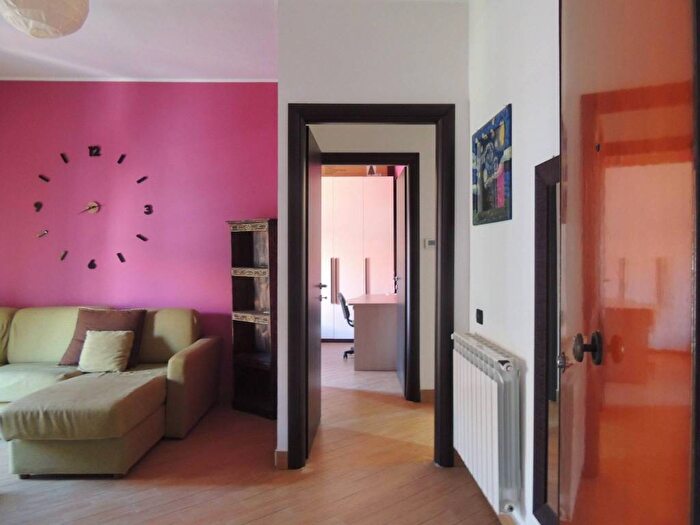 Appartamento trilocale in affitto in Via Gravina, Centro, Tremestieri Etneo