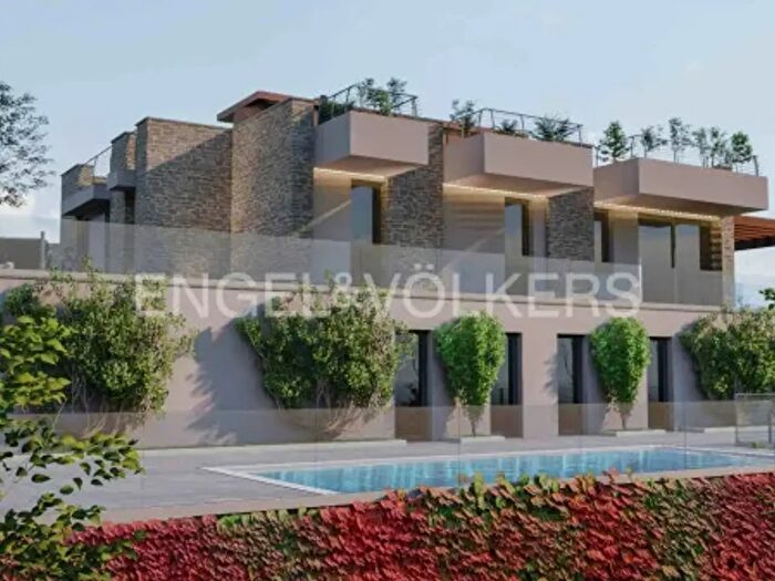 Casa con 6 locali in vendita in Via Giuseppe Verdi, Alba