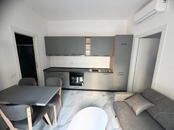 Appartamento bilocale in affitto in Via Dante Alighieri, Ospedale, Alessandria