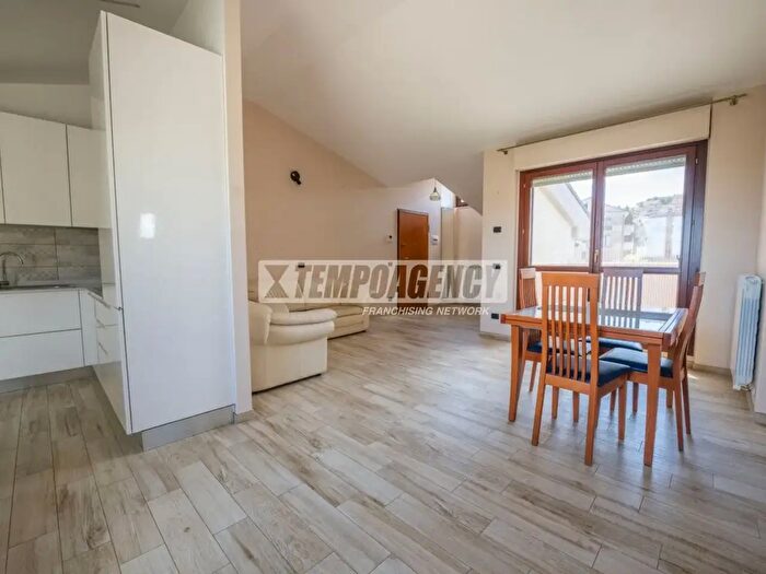 Appartamento trilocale in vendita in Via Beato Domenico da Montolmo, Corridonia