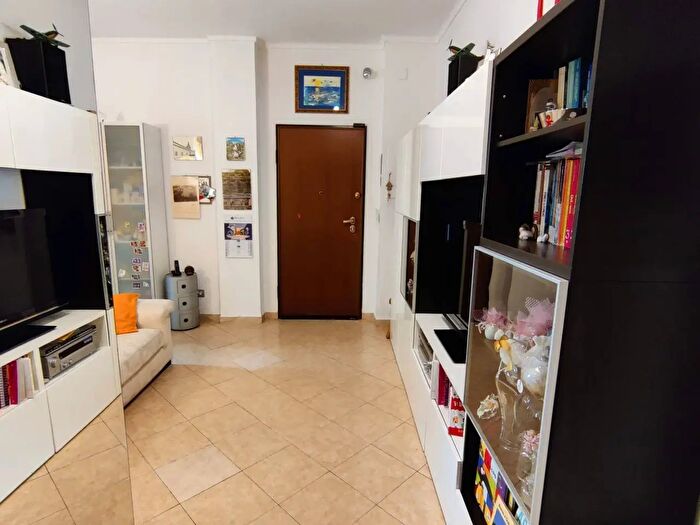 Appartamento trilocale in vendita in Via Giovanni Servais, Torino