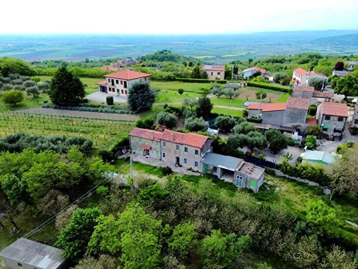 Casa trilocale in vendita in Via Spiasi, Baone
