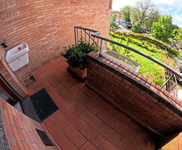 Appartamento quadrilocale in vendita in Mario Bracci, Siena