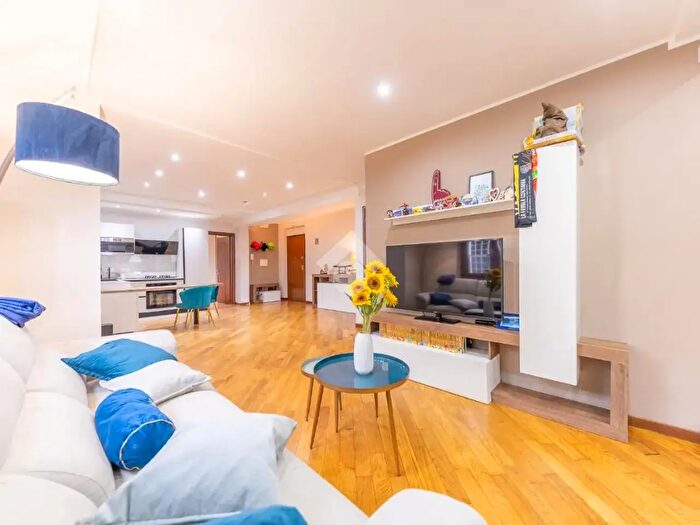 Appartamento bilocale in vendita in Via di Torre Morena, Roma