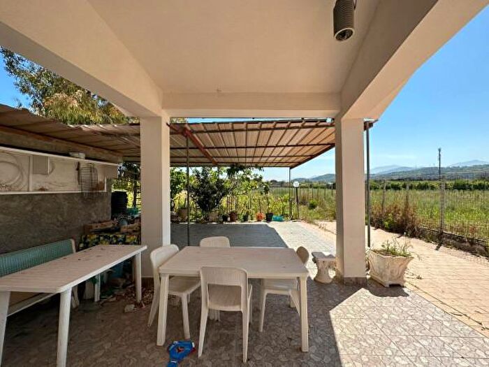 Casa quadrilocale in vendita in Via Vespri Siciliani, Furnari