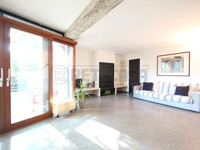 Appartamento con 9 locali in affitto in Strada dei Templari, Vicenza