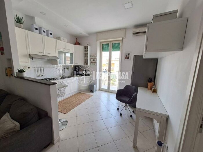 Appartamento bilocale in vendita in Via Brigata Bologna, Fuorigrotta, Napoli