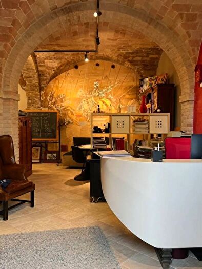 Appartamento trilocale in vendita in Viale Giosuè Carducci Recanati, Recanati