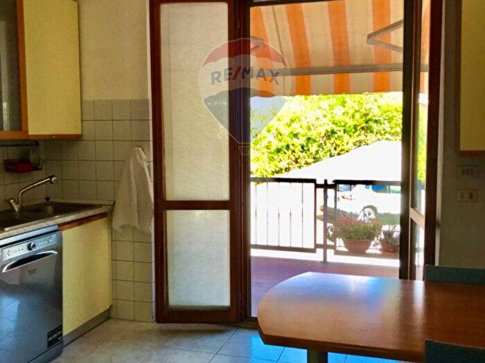 Appartamento con 5 locali in affitto in San Biagio, Osimo