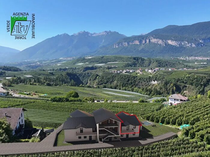 Appartamento quadrilocale in vendita in Segno Via di Cort, Predaia