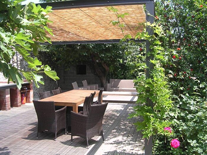 Appartamento trilocale in affitto in Via Settembre, Centro, Arona