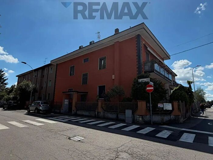 Appartamento bilocale in vendita in Via Alessandro Volta, Pero