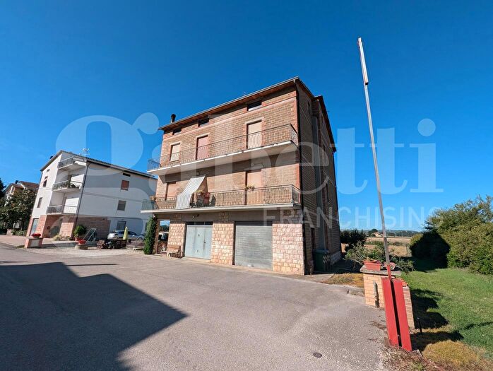 Appartamento quadrilocale in vendita in Via dei Pioppi, Deruta