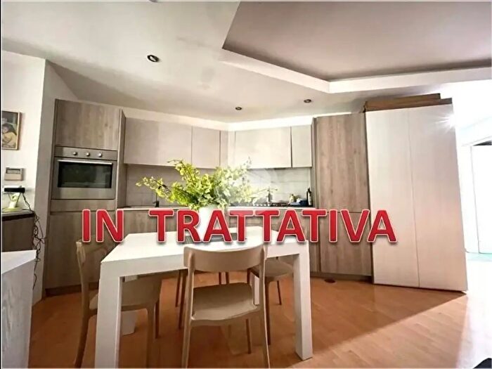 Appartamento bilocale in vendita in Via Francesco Petrarca, Napoli