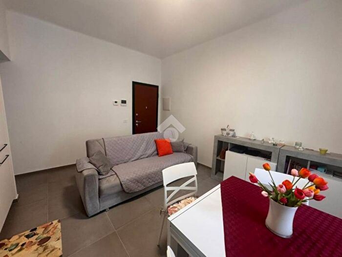 Appartamento bilocale in affitto in Via Catalani Alfredo, Giubiano San Carlo, Varese