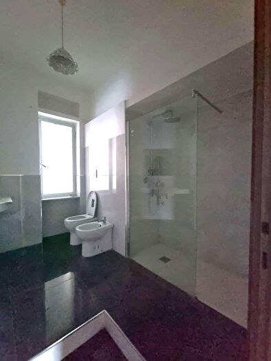 Appartamento trilocale in vendita in Via Socrate, Siracusa