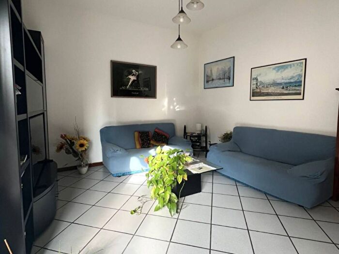 Appartamento quadrilocale in affitto in Via Udine, Borgo Roma, Verona