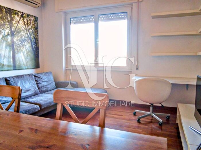 Appartamento bilocale in affitto in Viale Arrigo Boito, Africano Villa Chigi, Roma