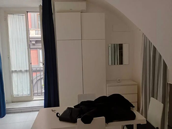 Appartamento monolocale in affitto in Via Pessina, Napoli