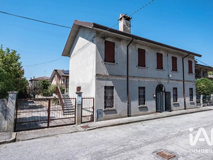 Casa con 6 locali in vendita in Via Zocchi, Fiscaglia