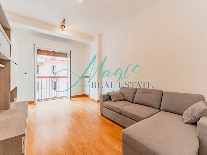 Appartamento bilocale in affitto in Via Abbazia, Milano