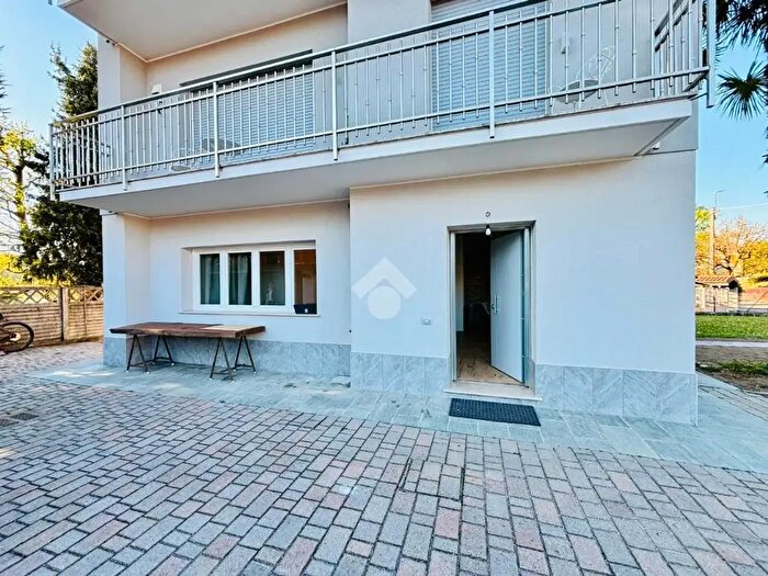 Appartamento bilocale in vendita in Via Puccini, Fino Mornasco