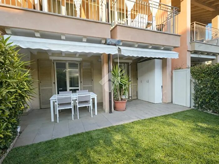 Appartamento trilocale in vendita in Via Giovanni Paolo II, Castelnuovo Del Garda