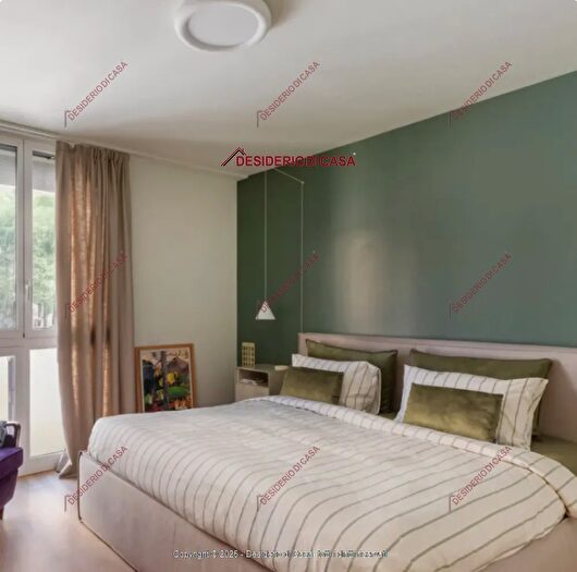 Appartamento con 5 locali in vendita in Via SantOliva Cefalù Pa Italia, Cefalu