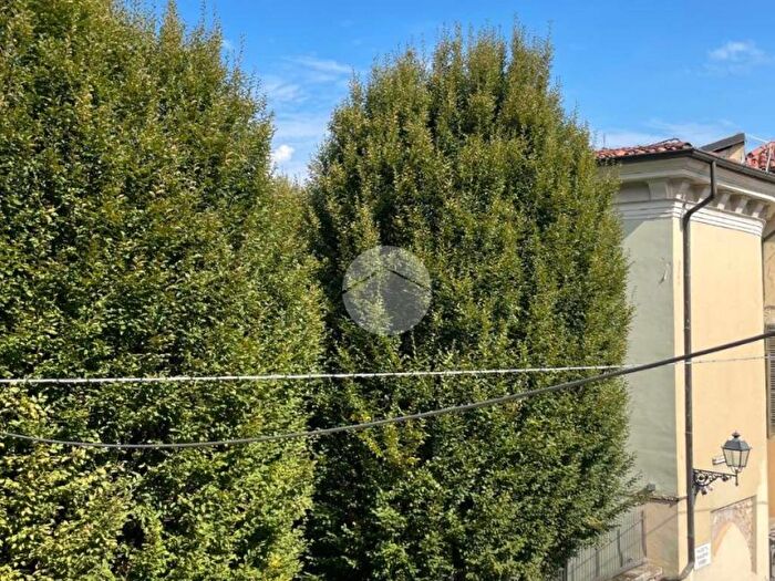 Appartamento trilocale in affitto in Vicolo Urgnani, Carmine, Brescia